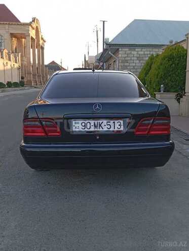 Mercedes E 280 1999, 332,411 km - 2.8 l - Bakı