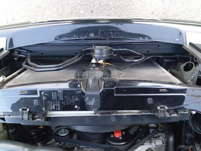 Mercedes E 280 1999, 332,411 km - 2.8 l - Bakı