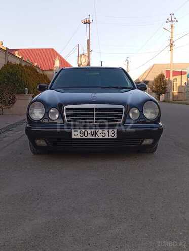 Mercedes E 280 1999, 332,411 km - 2.8 l - Bakı