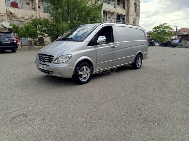 Mercedes Vito 111