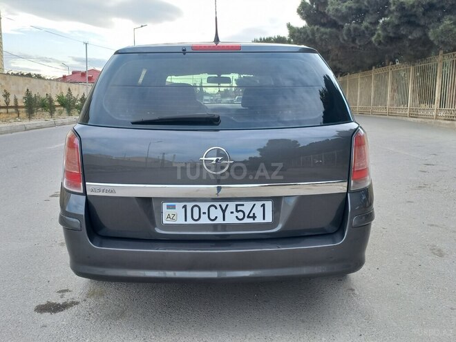 Opel Astra 2009, 218,000 km - 1.4 l - Bakı