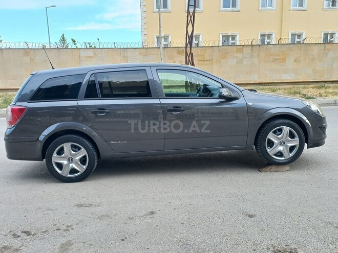 Opel Astra 2009, 218,000 km - 1.4 l - Bakı
