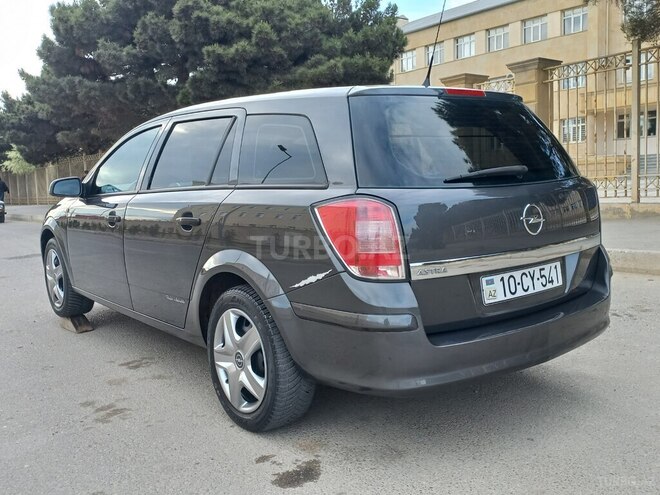 Opel Astra 2009, 218,000 km - 1.4 l - Bakı