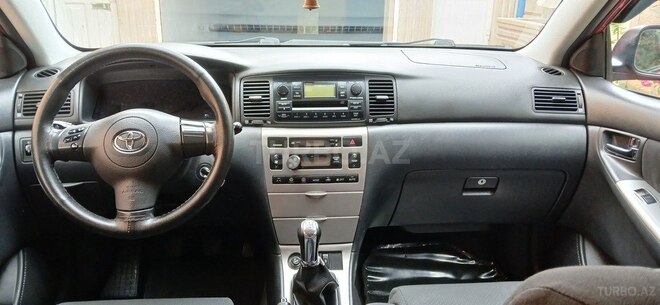 Toyota Corolla 2004, 249,900 km - 1.4 l - Bakı