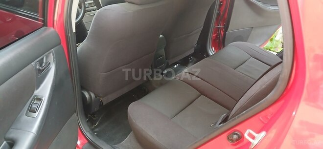 Toyota Corolla 2004, 249,900 km - 1.4 l - Bakı
