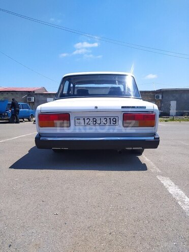 LADA (VAZ) 2107