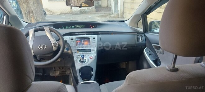 Toyota Prius 2013, 333,134 km - 1.8 l - Bakı