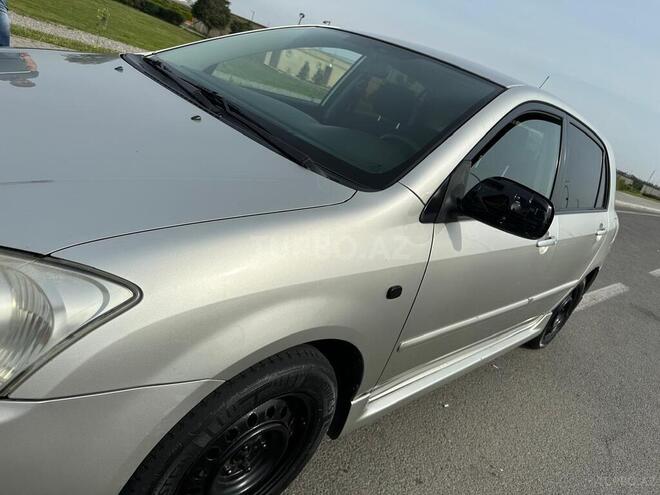 Toyota Corolla 2005, 280,000 km - 1.4 l - Bakı
