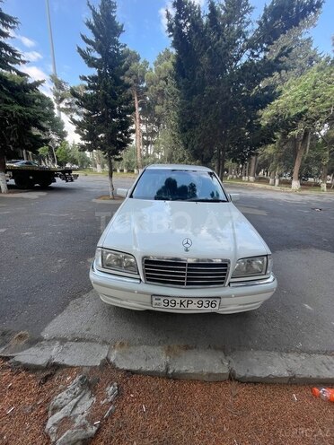 Mercedes C 240 2000, 345,000 km - 2.4 л - Bakı