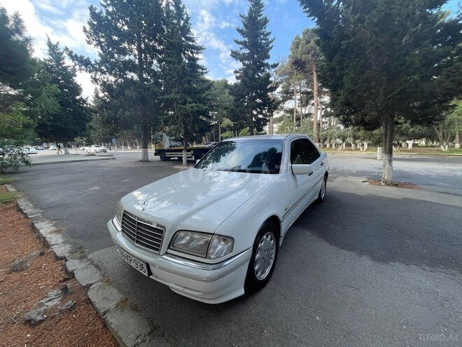 Mercedes C 240 2000, 345,000 km - 2.4 л - Bakı
