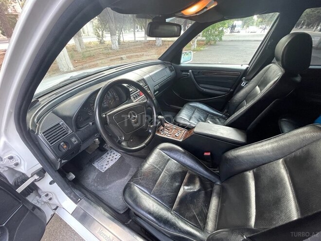 Mercedes C 240 2000, 345,000 km - 2.4 л - Bakı