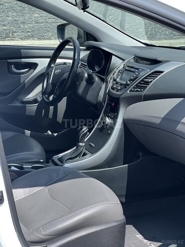Hyundai Elantra 2015, 130,000 km - 1.8 l - Bakı