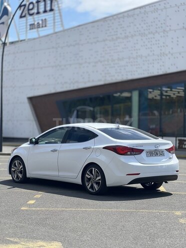 Hyundai Elantra 2015, 130,000 km - 1.8 l - Bakı