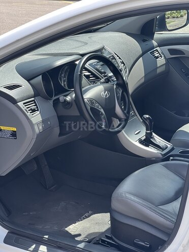 Hyundai Elantra 2015, 130,000 km - 1.8 l - Bakı