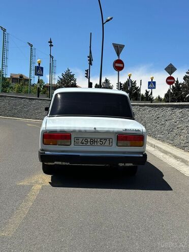 LADA (VAZ) 2107