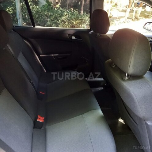 Opel Astra 2004, 340,000 km - 1.4 l - Bakı