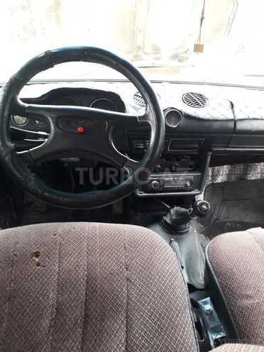 LADA (VAZ) 2106 1986, 100,000 km - 1.5 l - Salyan