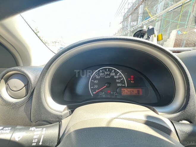 Nissan March 2011, 74,000 km - 1.2 l - Bakı