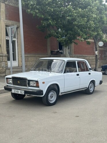 LADA (VAZ) 2107