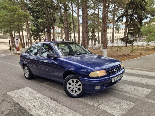 Opel Astra 1995, 327,151 km - 1.6 l - Sumqayıt