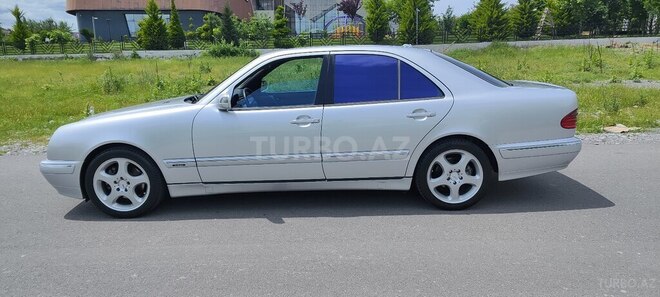Mercedes E 320 2000, 360,000 km - 3.2 l - Şəki