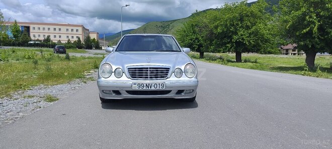 Mercedes E 320 2000, 360,000 km - 3.2 l - Şəki
