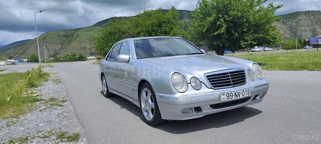 Mercedes E 320 2000, 360,000 km - 3.2 l - Şəki