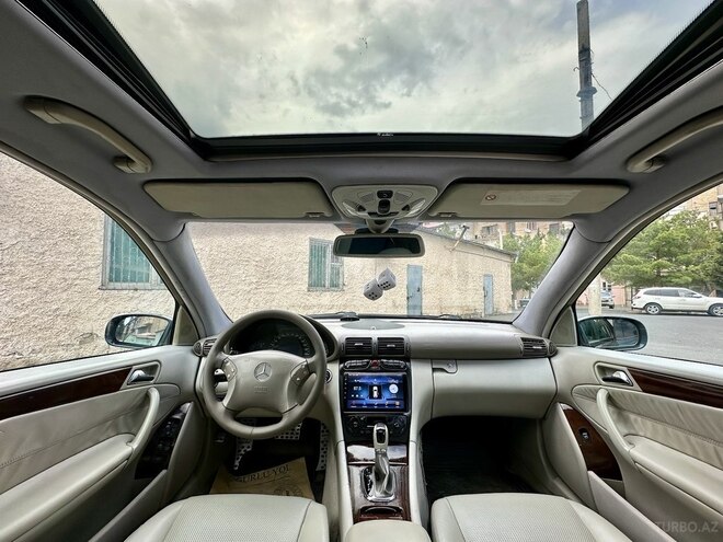 Mercedes C 240 2001, 250,000 km - 2.4 l - Sumqayıt