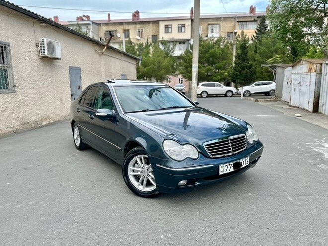 Mercedes C 240 2001, 250,000 km - 2.4 l - Sumqayıt