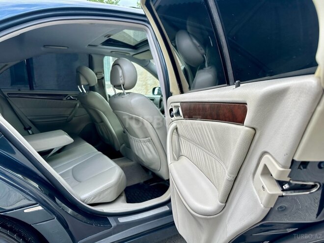 Mercedes C 240 2001, 250,000 km - 2.4 l - Sumqayıt