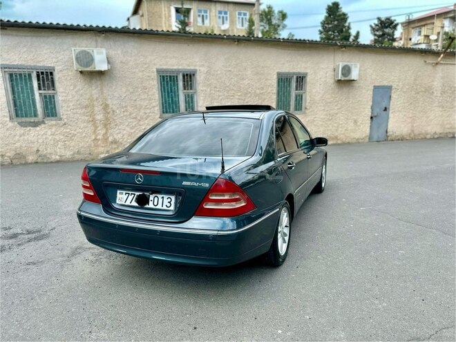 Mercedes C 240 2001, 250,000 km - 2.4 l - Sumqayıt
