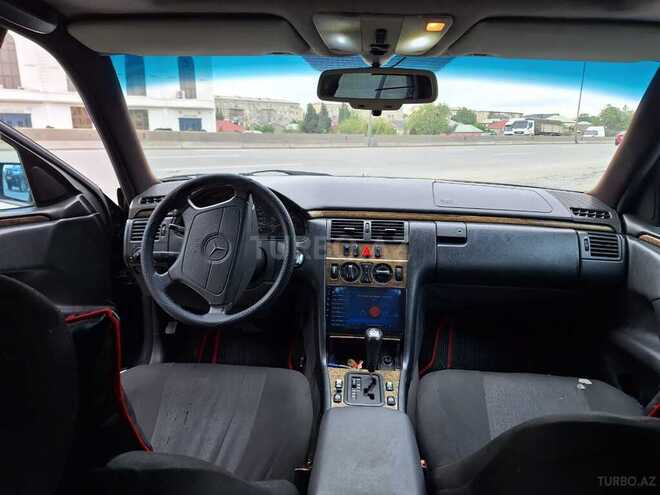 Mercedes E 230 1996, 351,560 km - 2.3 l - Bakı
