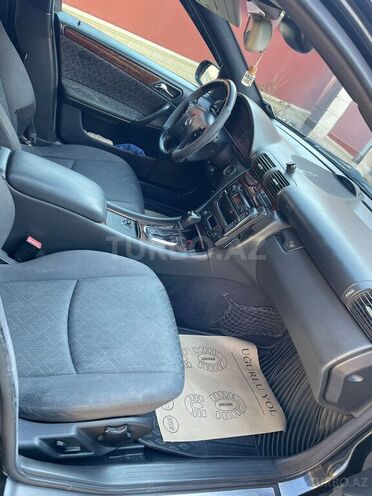 Mercedes C 240 2001, 314,000 km - 2.4 l - Bakı