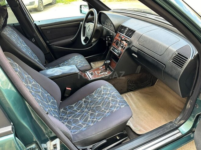 Mercedes C 180 1999, 290,200 km - 1.8 l - Gəncə