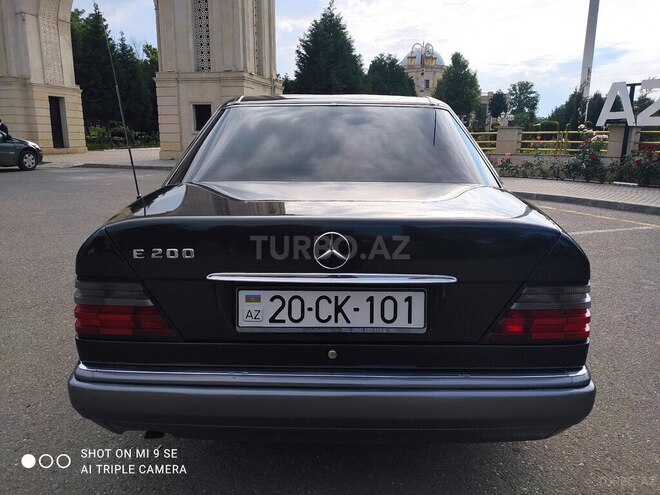 Mercedes 200 1994, 450,000 km - 2.0 l - Goranboy