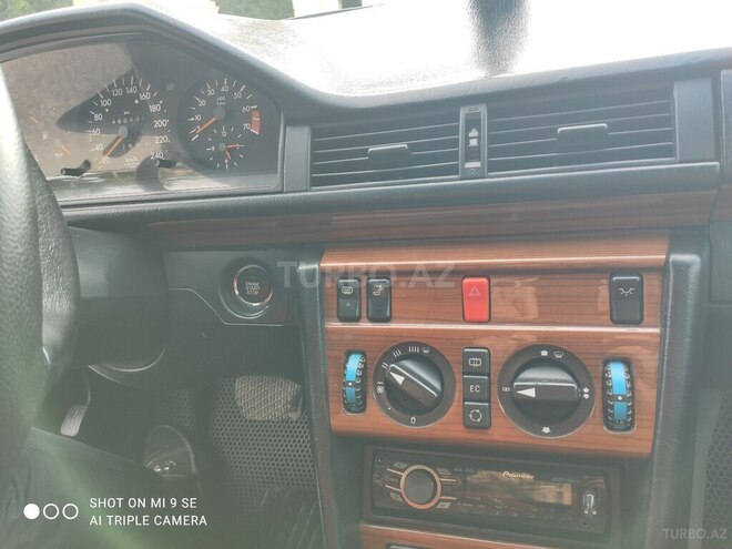 Mercedes 200 1994, 450,000 km - 2.0 l - Goranboy