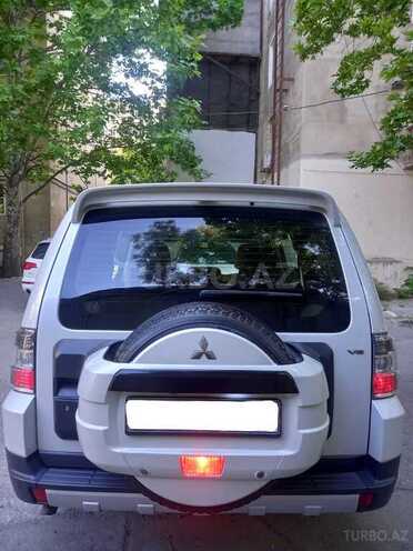 Mitsubishi Pajero 2007, 196,000 km - 3.0 л - Bakı