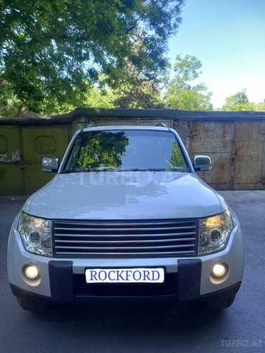 Mitsubishi Pajero 2007, 196,000 km - 3.0 л - Bakı