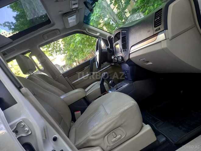 Mitsubishi Pajero 2007, 196,000 km - 3.0 л - Bakı