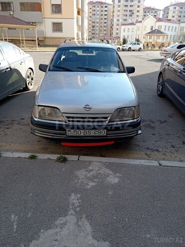 Opel Omega 1992, 256,000 km - 2.0 l - Sumqayıt