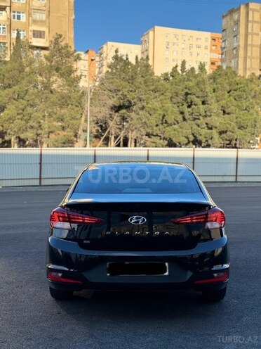 Hyundai Elantra 2019, 61,000 km - 2.0 l - Bakı