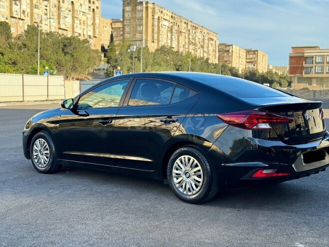 Hyundai Elantra 2019, 61,000 km - 2.0 l - Bakı