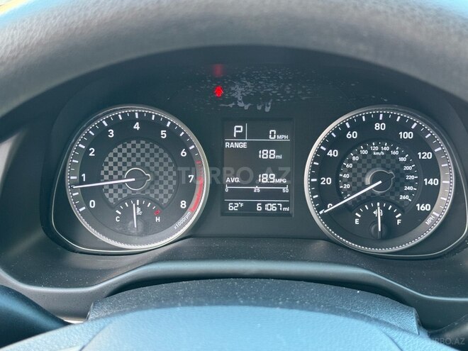 Hyundai Elantra 2019, 61,000 km - 2.0 l - Bakı
