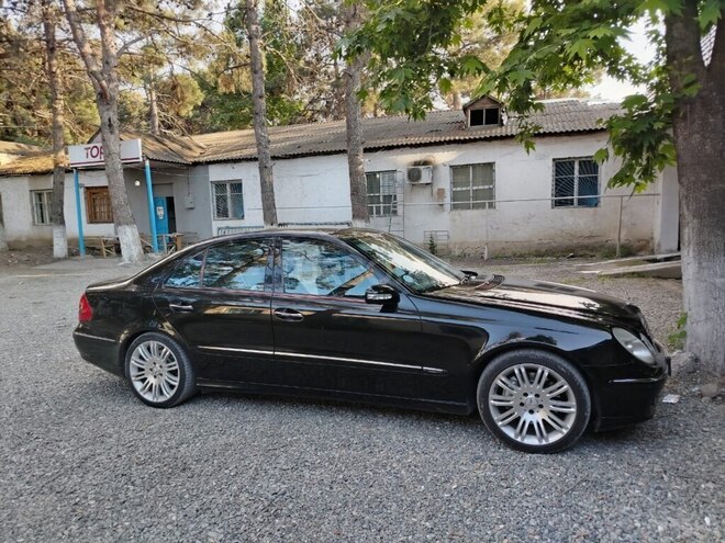 Mercedes E 350