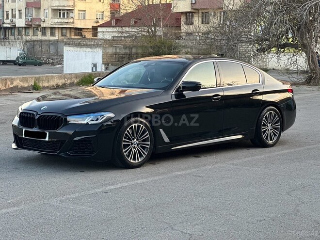 BMW 530e