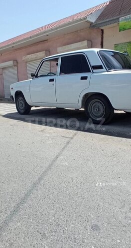 LADA (VAZ) 2107