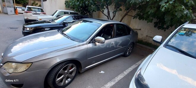 Subaru Legacy 2009, 242,400 km - 2.5 l - Bakı