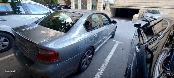 Subaru Legacy 2009, 242,400 km - 2.5 l - Bakı