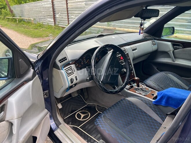 Mercedes E 230 1996, 330,700 km - 2.3 l - Bakı