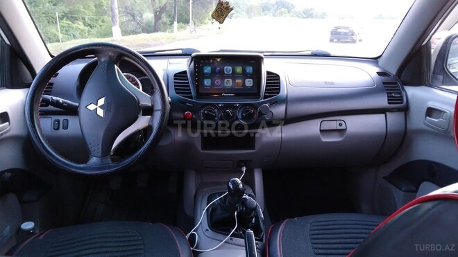 Mitsubishi L200 2013, 292,800 km - 2.5 л - Quba